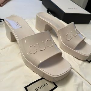 Gucci sandals